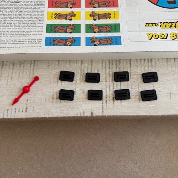 UNPUNCHED Vintage 1980 Milton Bradley Yogi Bear Game #4005 - Picture 6 of 10